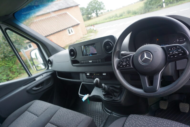 Mercedes Sprinter L2H2
