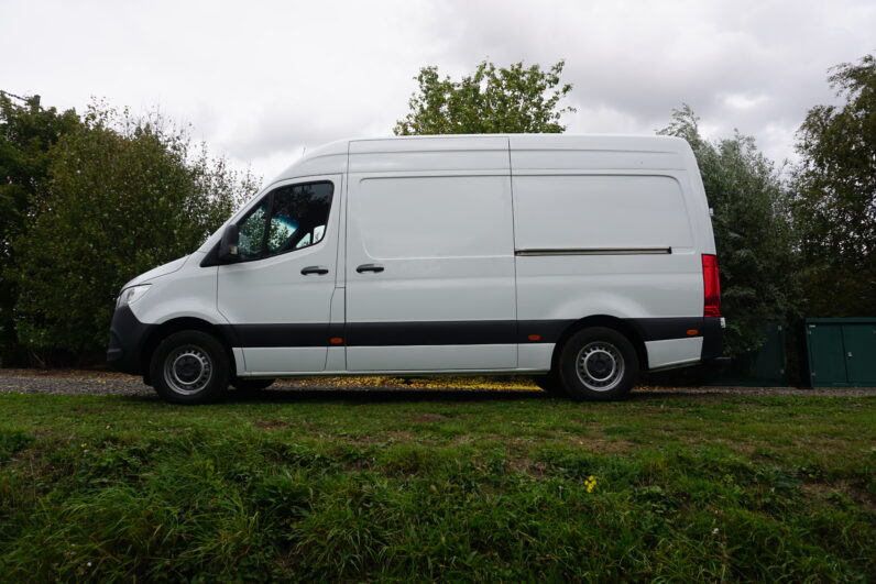 Mercedes Sprinter L2H2