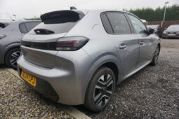 Peugeot 208 PureTech 1.2 GT