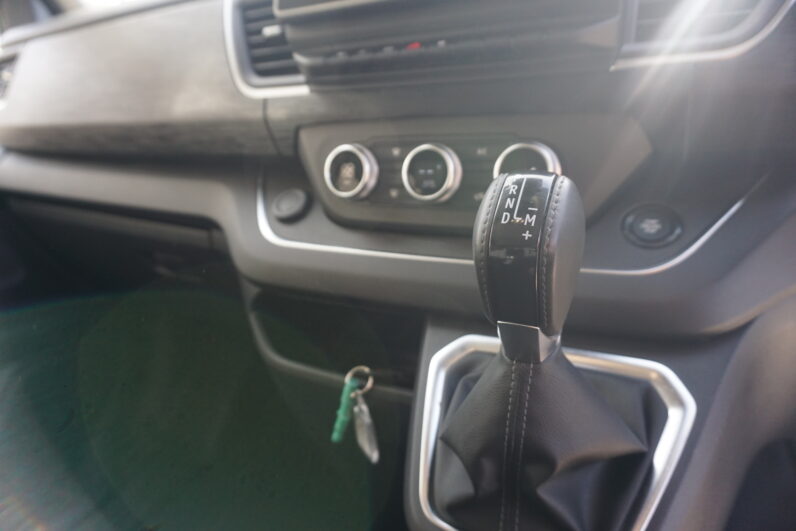 Renault Trafic Crew Cab