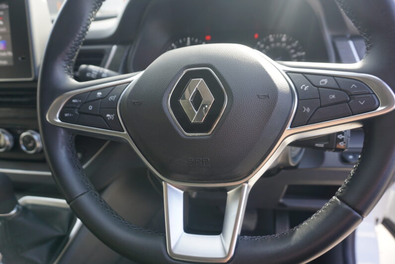 Renault Trafic Crew Cab