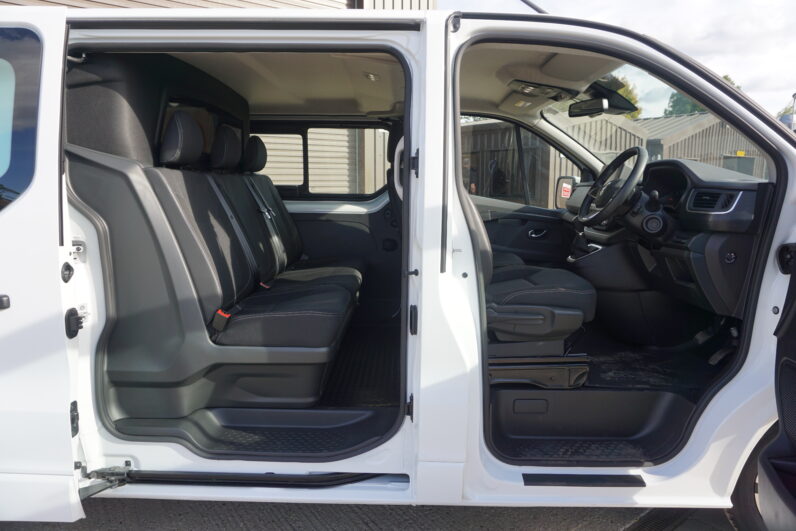 Renault Trafic Crew Cab