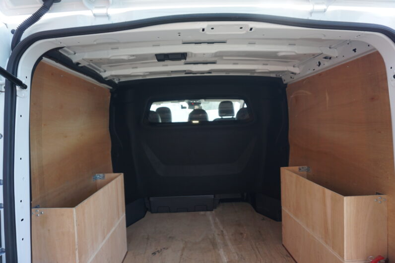 Renault Trafic Crew Cab