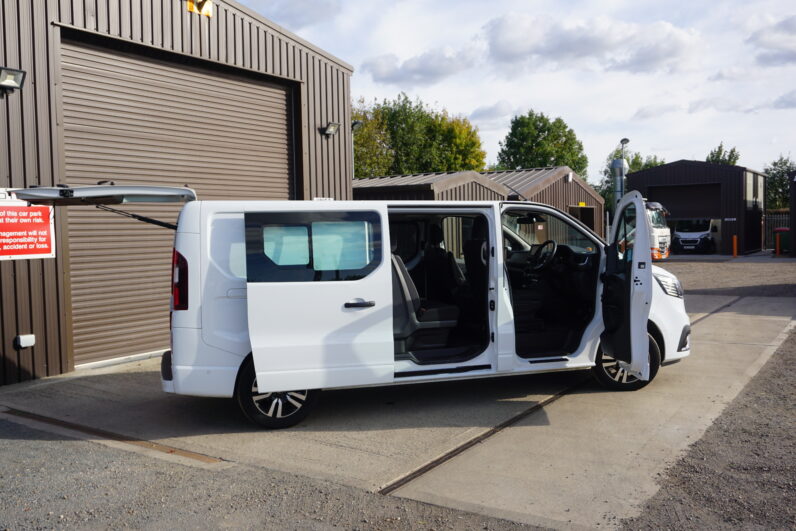 Renault Trafic Crew Cab