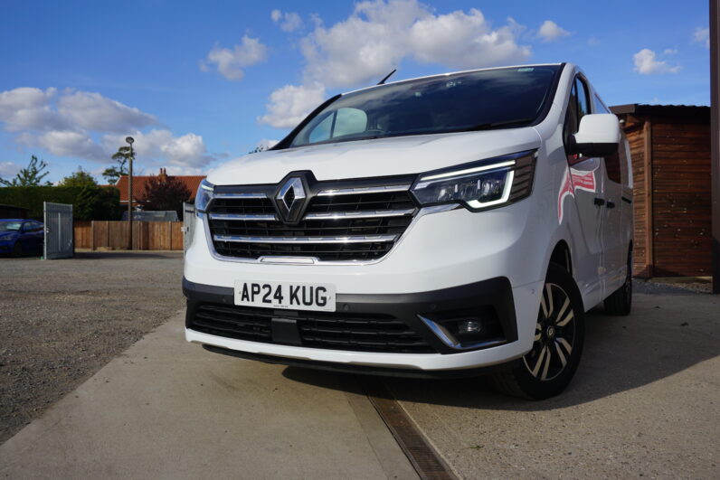 Renault Trafic Crew Cab