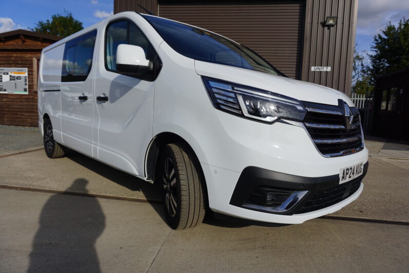 Renault Trafic Crew Cab