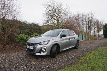 Peugeot 208 PureTech 1.2 GT