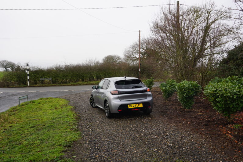 Peugeot 208 PureTech 1.2 GT