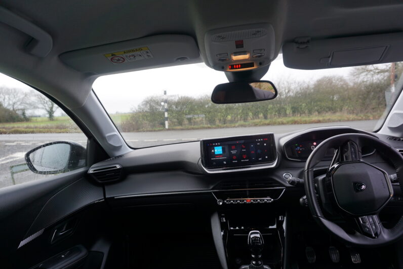 Peugeot 208 PureTech 1.2 GT