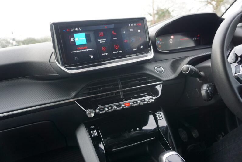 Peugeot 208 PureTech 1.2 GT