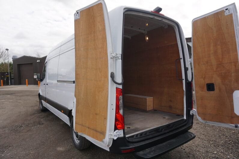 MERCEDES SPRINTER L3H2 PROFESSIONAL