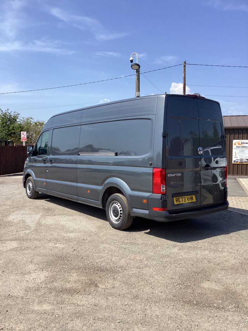 Volkswagen Crafter FWD LWB