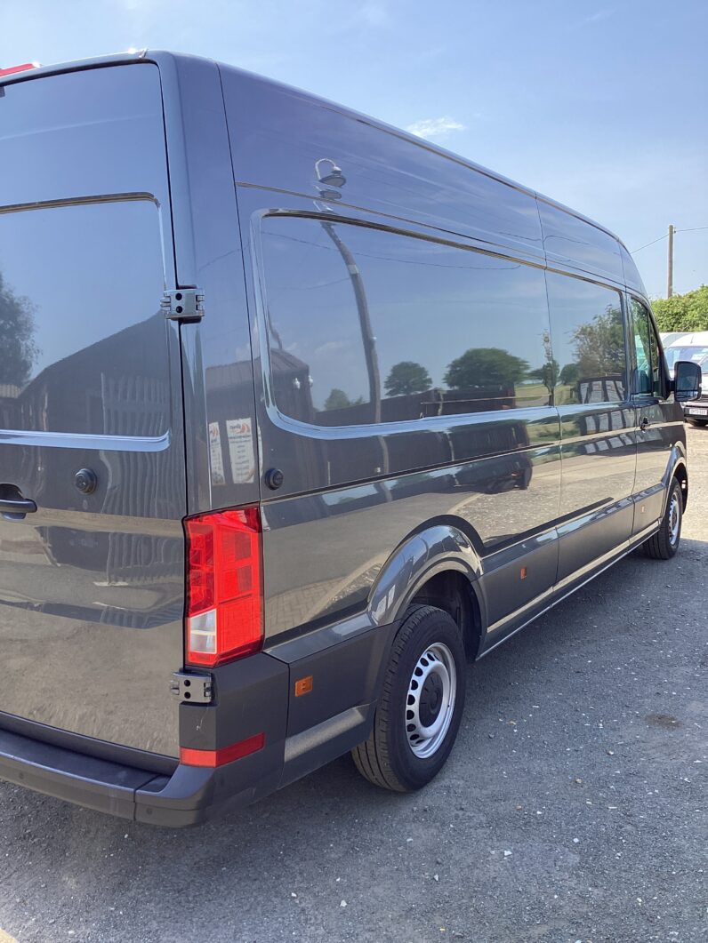 Volkswagen Crafter FWD LWB
