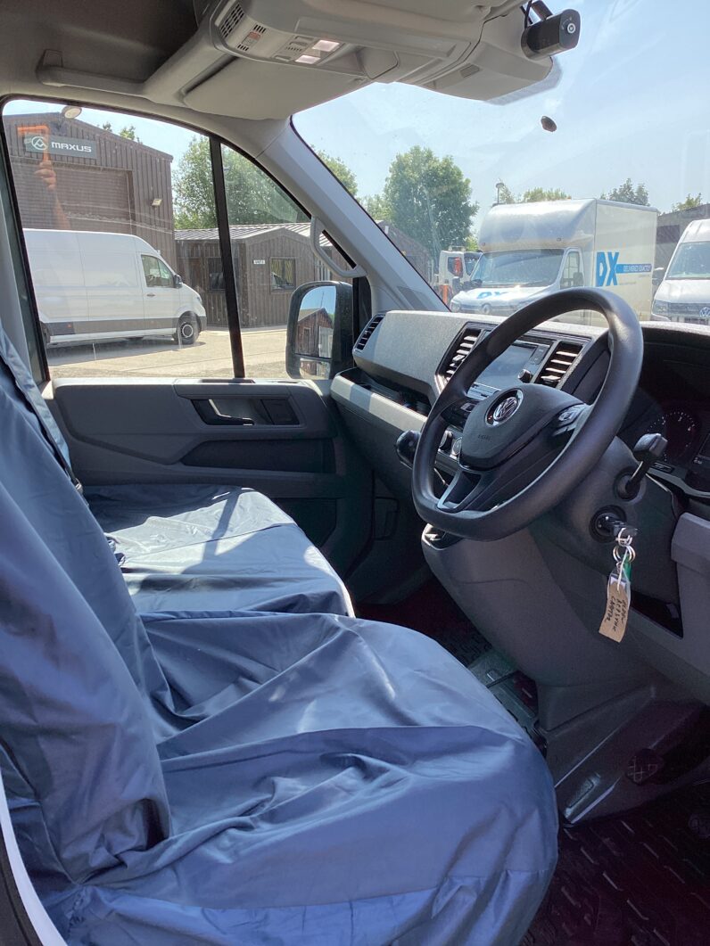 Volkswagen Crafter FWD LWB