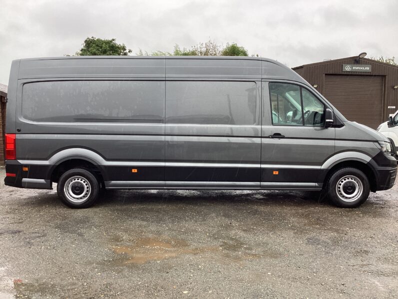 Volkswagen Crafter 2.0TDI CR35 Automatic LWB Trend line