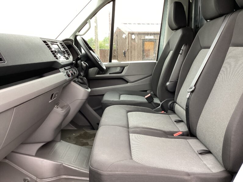 Volkswagen Crafter 2.0TDI CR35 Automatic LWB Trend line
