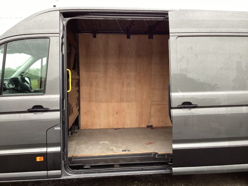 Volkswagen Crafter 2.0TDI CR35 Automatic LWB Trend line