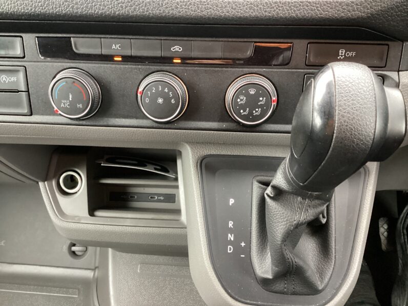 Volkswagen Crafter 2.0TDI CR35 Automatic LWB Trend line