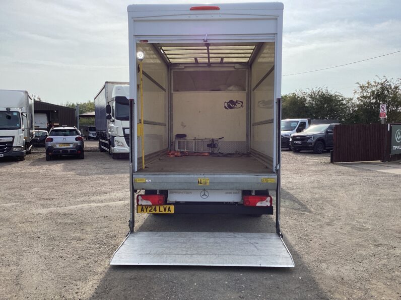 Mercedes-Benz Sprinter 315 L3 Progressive Luton Van
