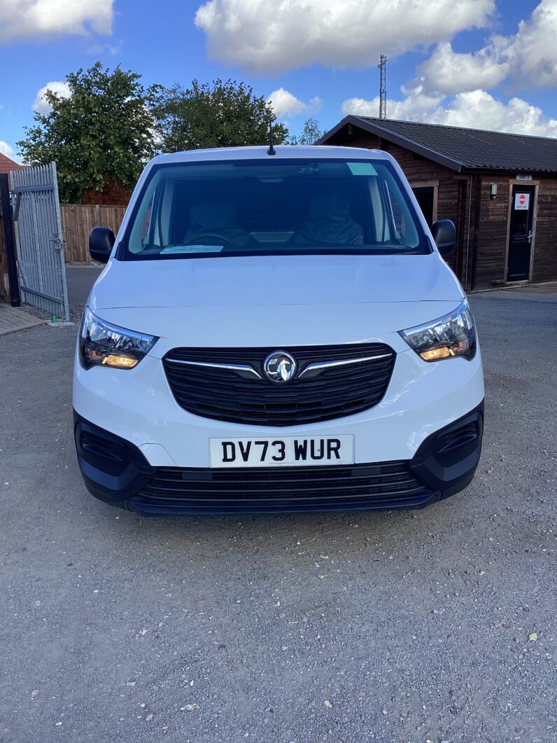 Vauxhall Combo 1.5 Turbo D 2300 Prime L2 H1