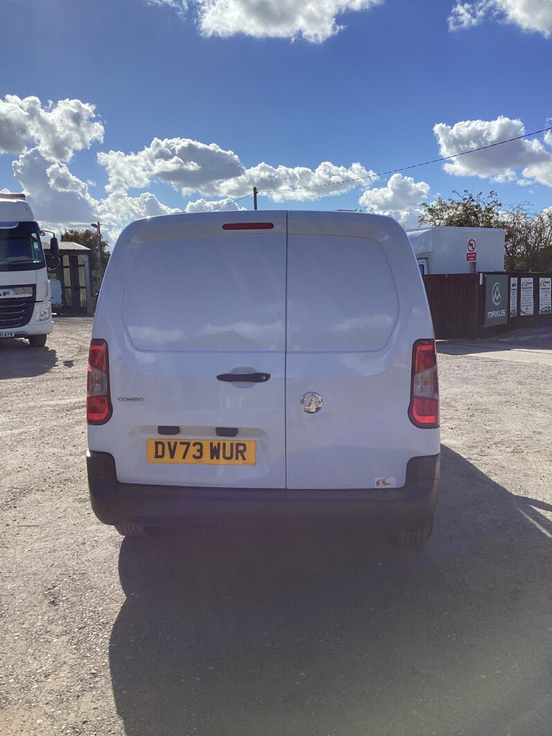 Vauxhall Combo 1.5 Turbo D 2300 Prime L2 H1