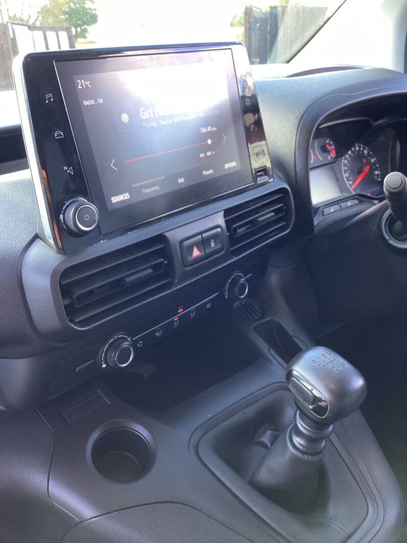 Vauxhall Combo 1.5 Turbo D 2300 Prime L2 H1