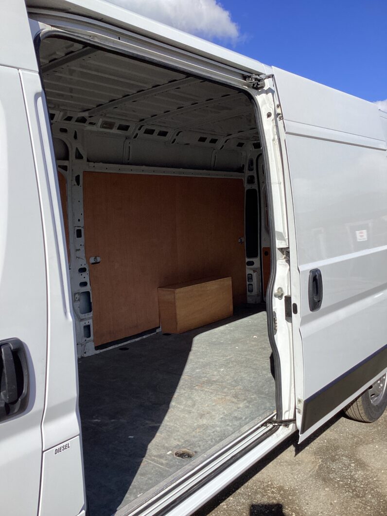 Peugeot Boxer 2.2 BlueHDi 435 Professional Premium + L4 High Roof Euro 6 (s/s) 5dr