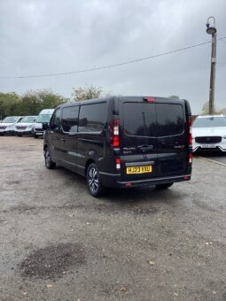 Renault Trafic 2.0 dCi Blue LL30 Sport+ Crew Van L2 H1 Euro 6 (s/s) 6dr